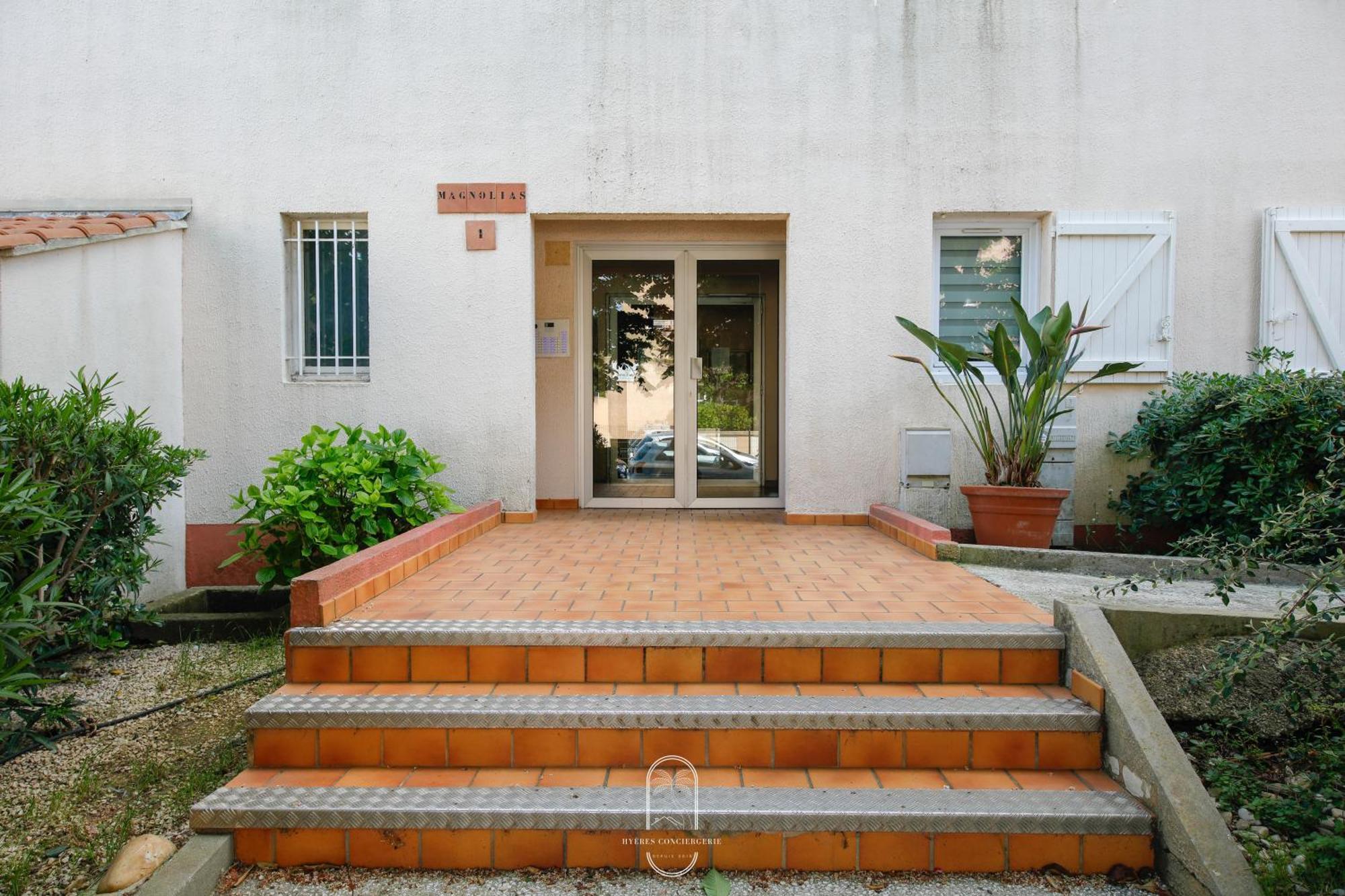 Hyeres Proche Centre - Appartement 1 Chambre Clim Pk Wifi By Hc Eksteriør billede